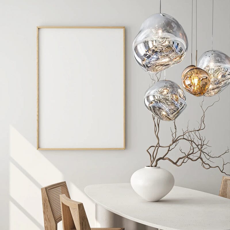 Moderne Lava-pendel med kugle i glas eller PVC og justerbar ophængshøjde
