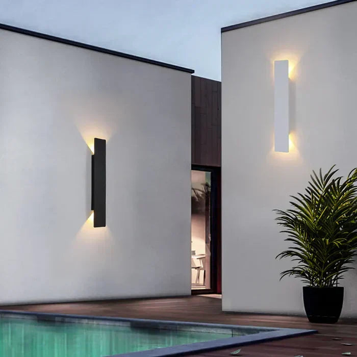 Lille udendørs væglampe 2 W, 5,4x9,7 cm, LED, IP65, aluminium, hvid eller sort