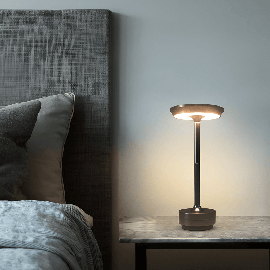 Trådløs bordlampe med touchbetjening, dæmpbar og genopladelig