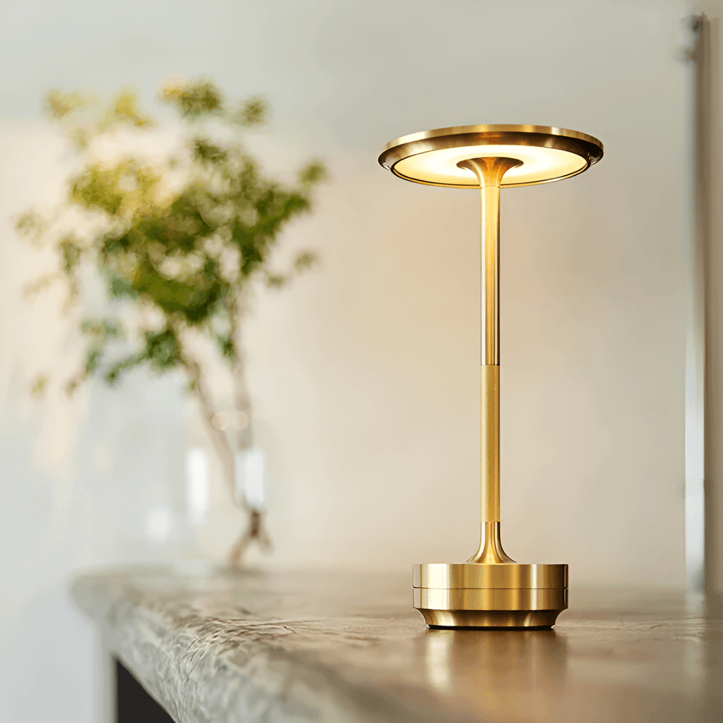 Trådløs bordlampe med touchbetjening, dæmpbar og genopladelig