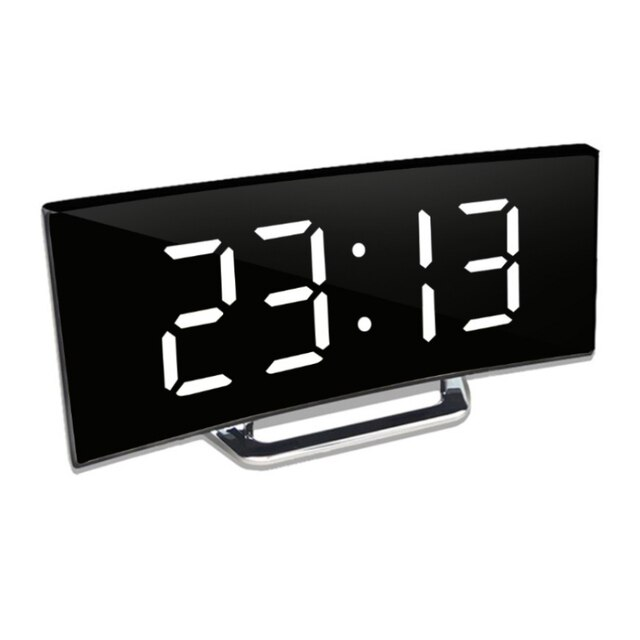 Digitalt vækkeur med buet LED-display og auto-dæmpning
