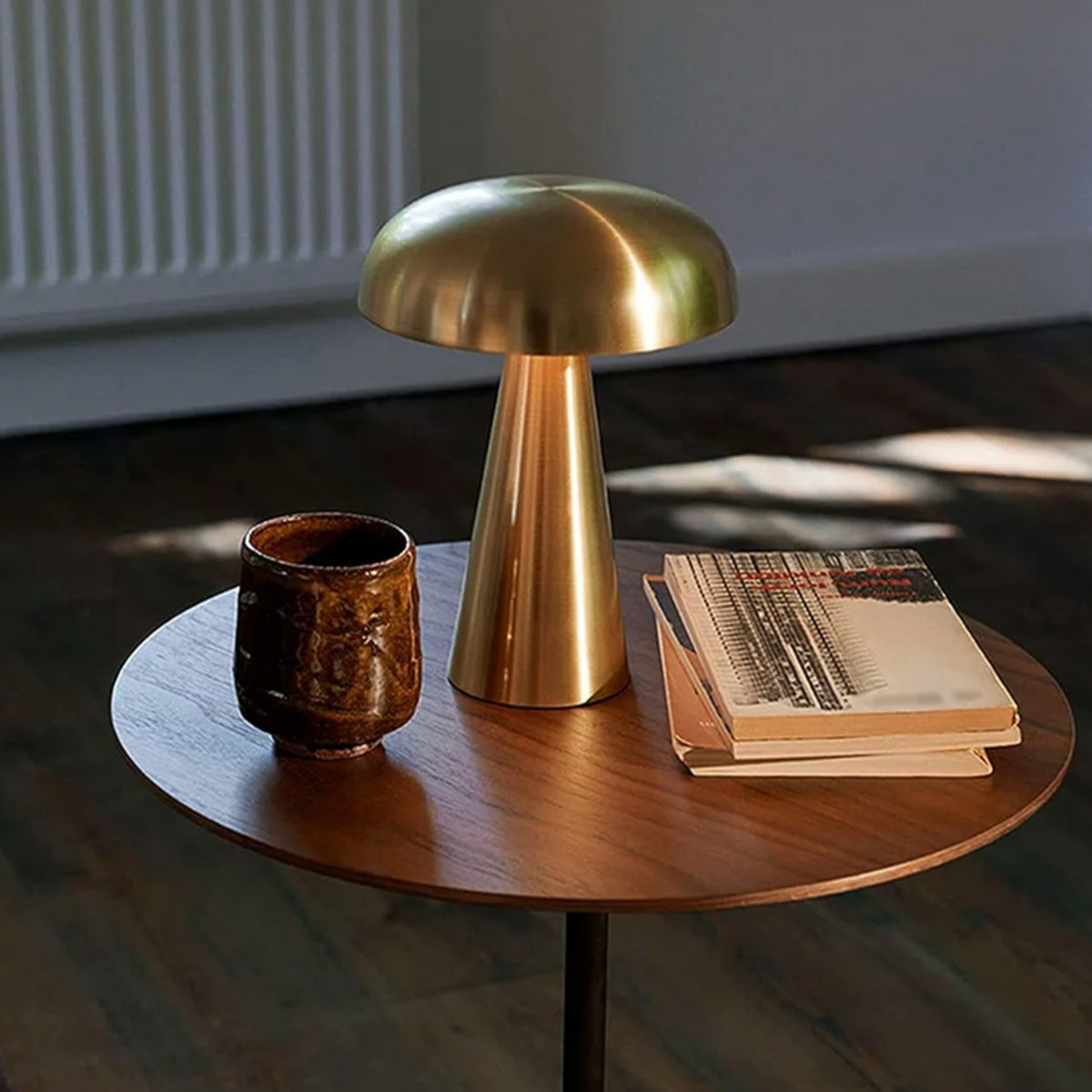 Svampelampe i metal med LED og touchbetjening, trådløs og genopladelig, bordlampe og natlampe, 21 cm