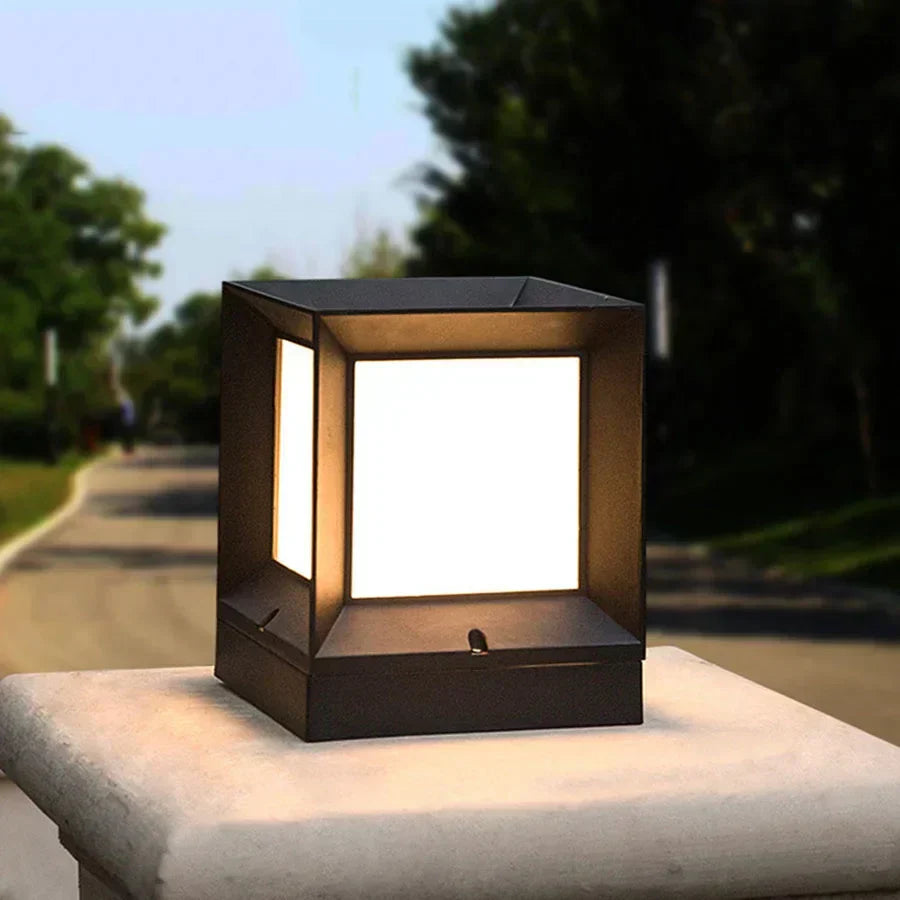 Udendørs standerlampe til indkørsel og låge, 12 W LED, moderne, sort