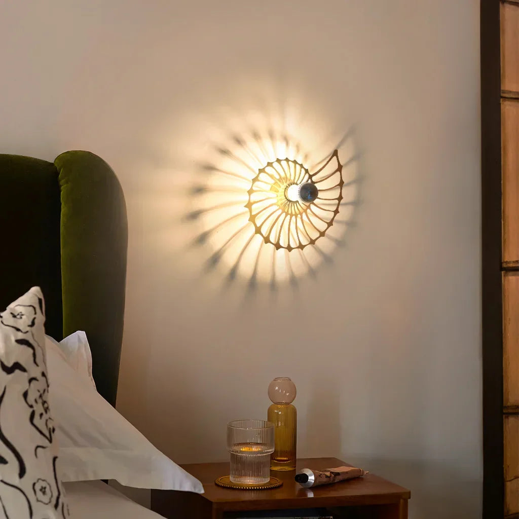 Rund væglampe 50 cm, guld, håndlavet keramik, LED, trykknap, 150 cm ledning