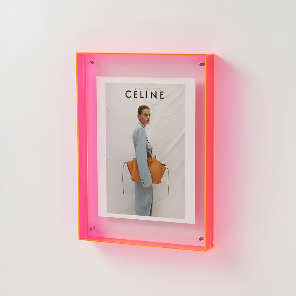Minimalistisk transparent fotoramme i akryl, stående eller hængende, A4 og A5, moderne skandinavisk design
