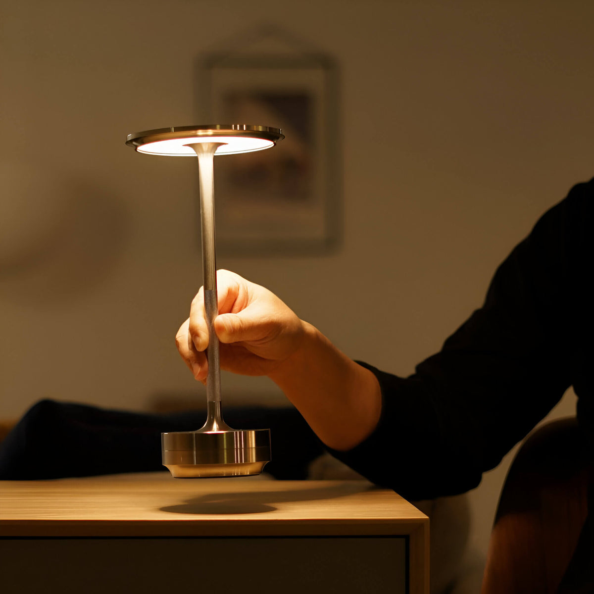 Trådløs bordlampe med touchbetjening, dæmpbar og genopladelig