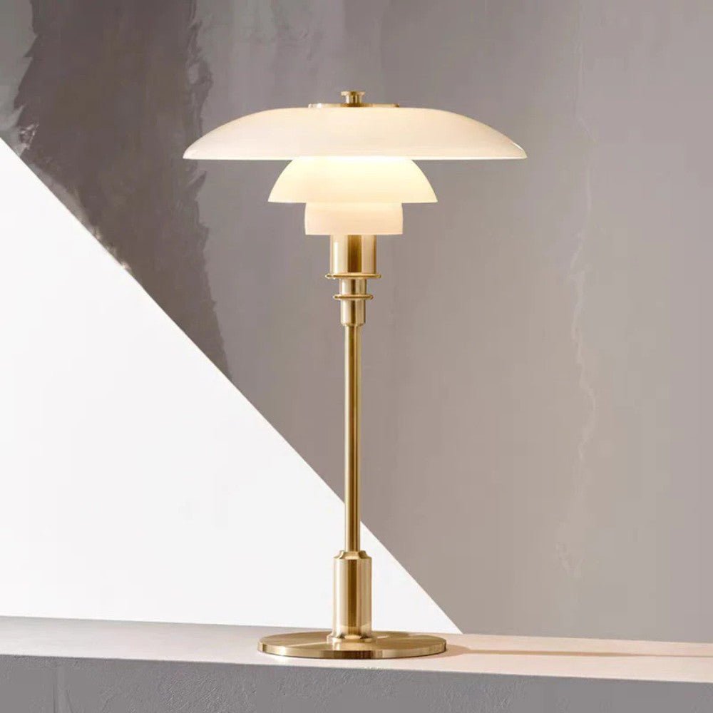 Nordisk bordlampe i glas med E27-fatning
