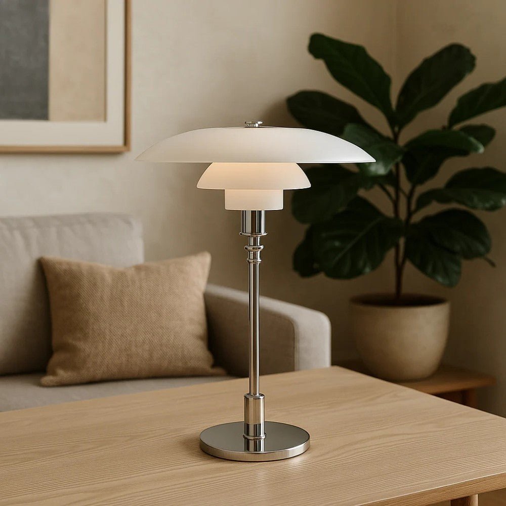 Nordisk bordlampe i glas med E27-fatning